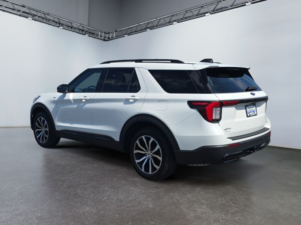 Certified 2025 Ford Explorer ST-Line SUV