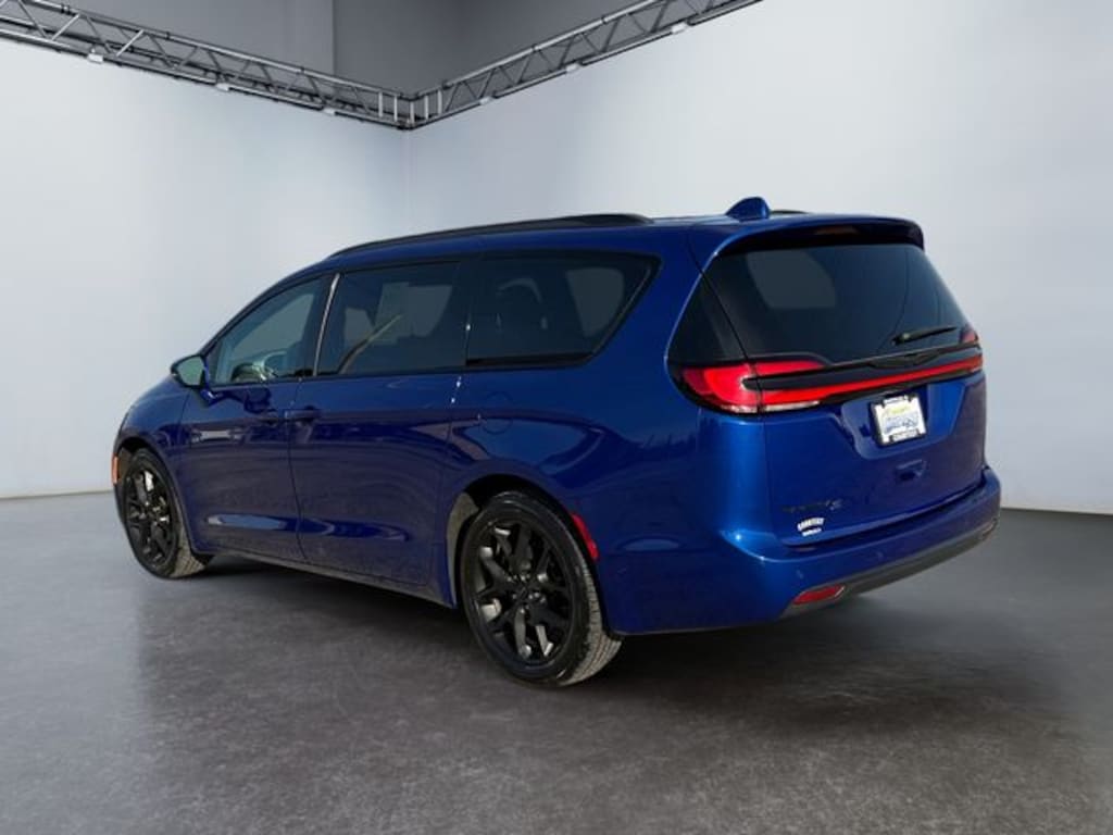 Used 2021 Chrysler Pacifica Touring Van Passenger Van