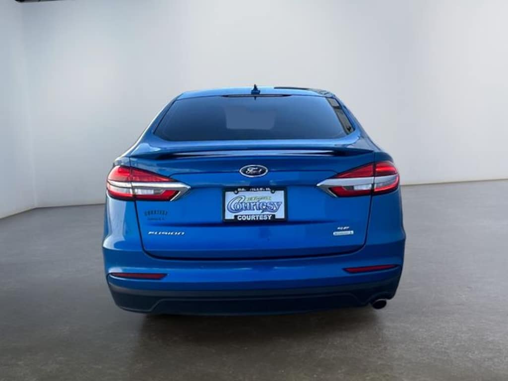 Used 2020 Ford Fusion SE Sedan