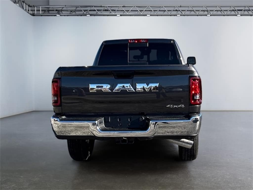New 2025 Ram 2500 TRADESMAN CREW CAB 4X4 6'4 BOX Pickup
