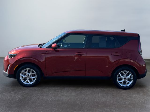 Used 2023 Kia Soul LX with VIN KNDJ23AU9P7877265 for sale in Danville, IL