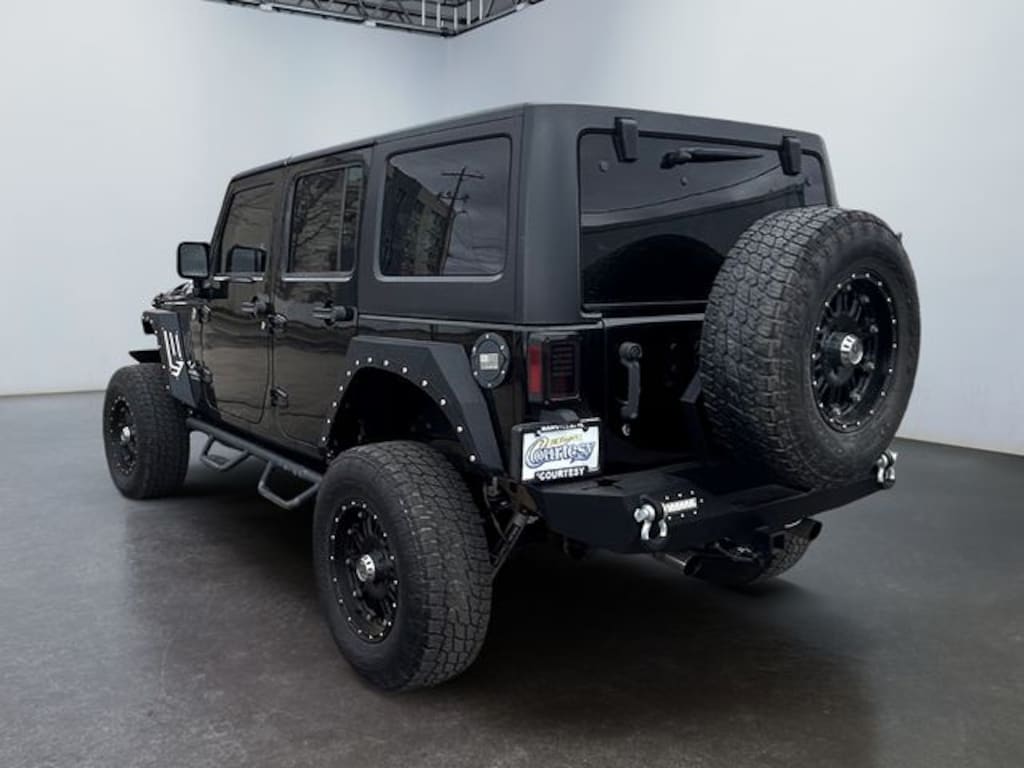 Used 2012 Jeep Wrangler Unlimited Rubicon SUV