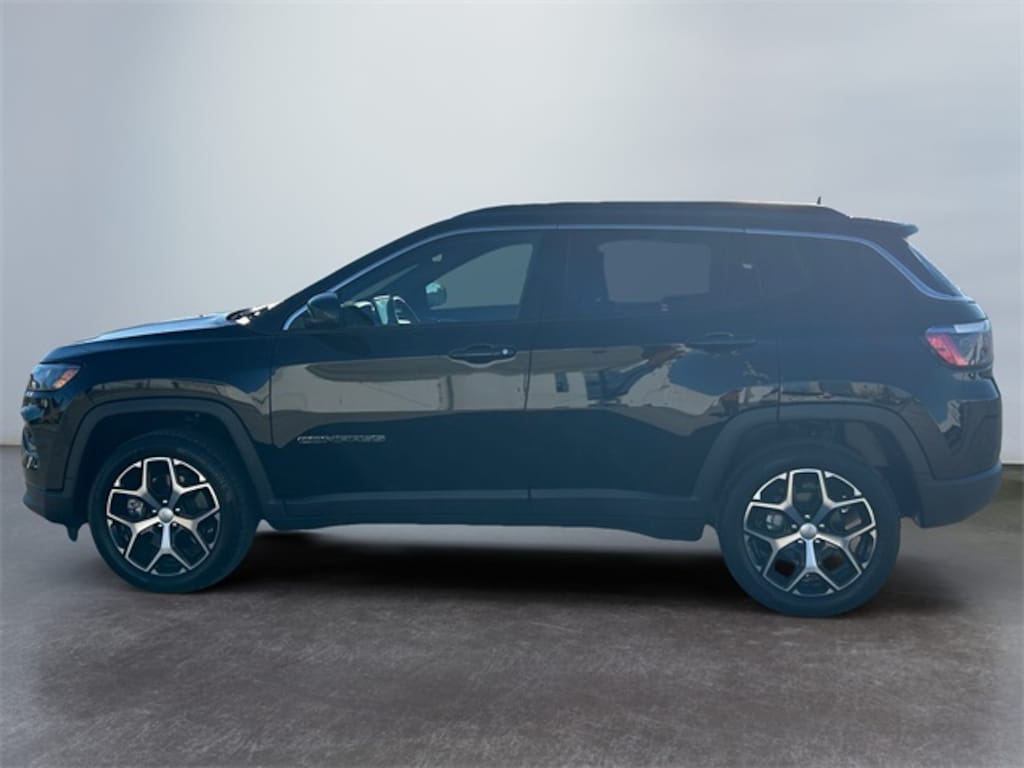 Used 2024 Jeep Compass Limited SUV