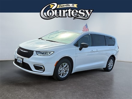 Featured new 2026 Chrysler Pacifica SELECT Passenger Van for sale in Danville, IL