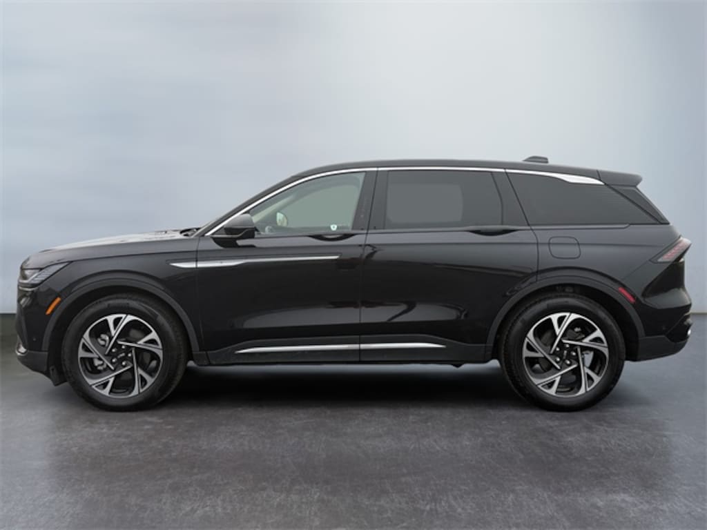 Used 2024 Lincoln Nautilus Premiere SUV