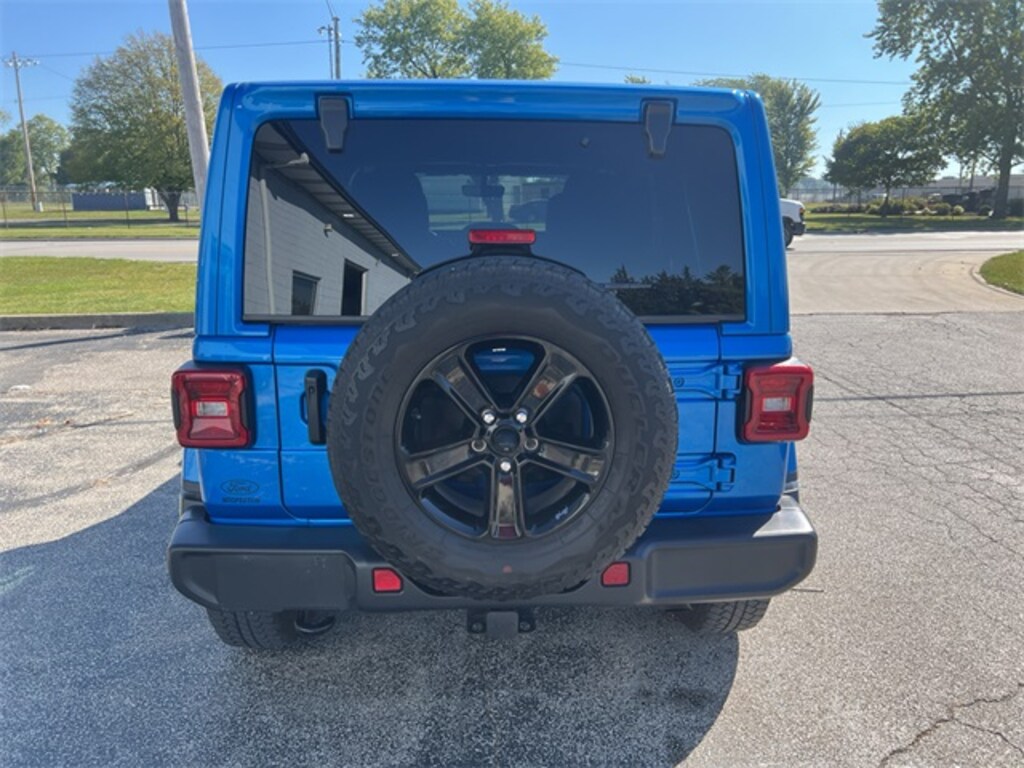 Used 2021 Jeep Wrangler Unlimited Sahara SUV