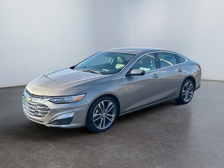 Featured used 2024 Chevrolet Malibu 2LT Sedan for sale in Danville, IL