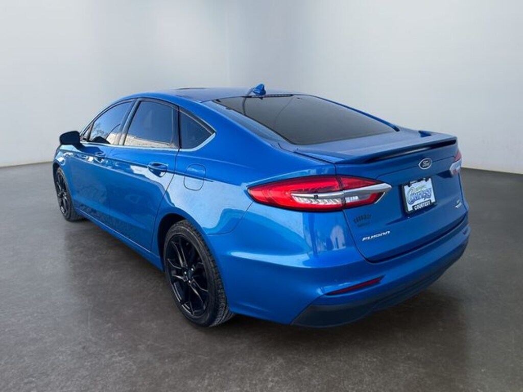 Used 2020 Ford Fusion SE Sedan