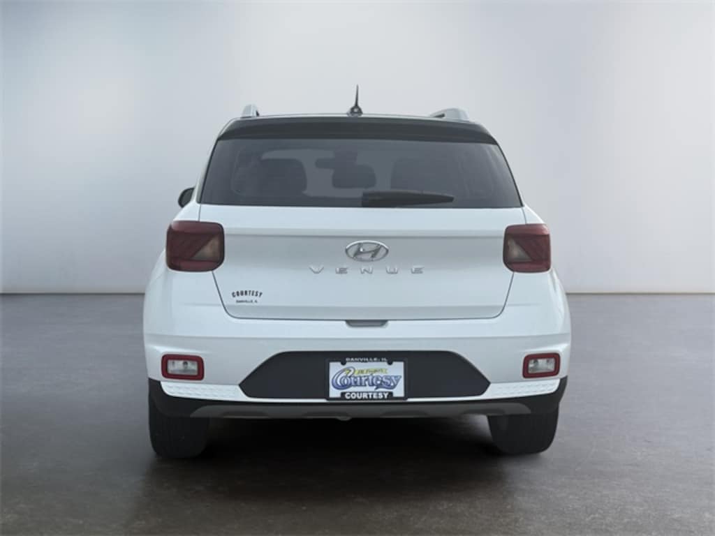 Used 2023 Hyundai Venue Limited SUV