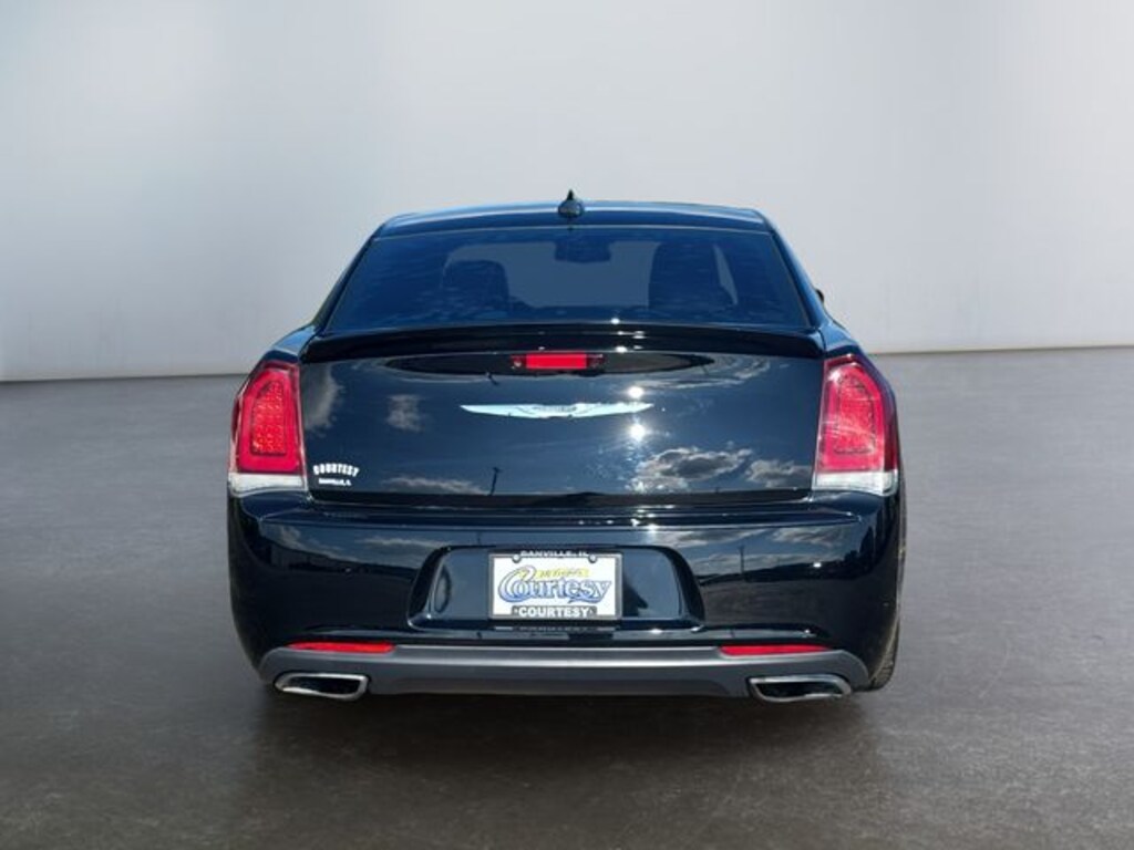 Used 2017 Chrysler 300 S Sedan