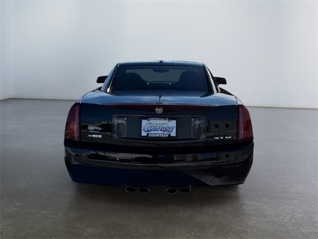 Used 2005 CADILLAC XLR Base Convertible