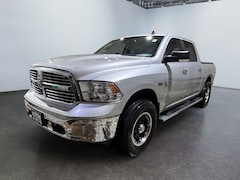 2017 Ram 1500 SLT Truck Crew Cab