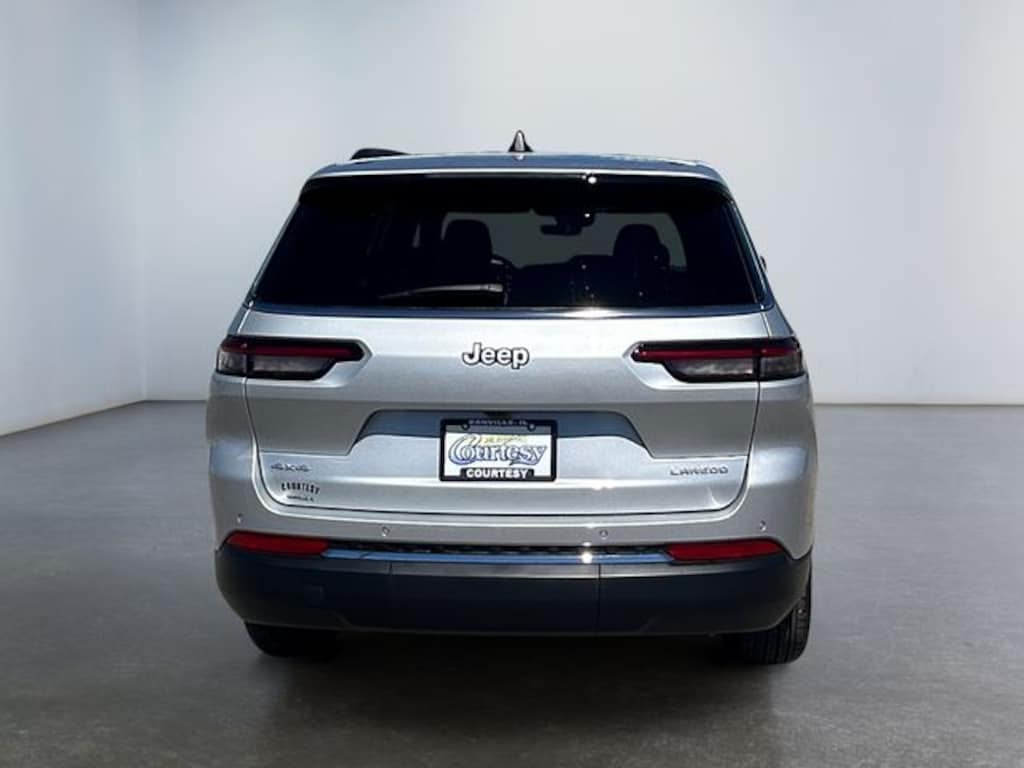 Used 2025 Jeep Grand Cherokee L Laredo SUV
