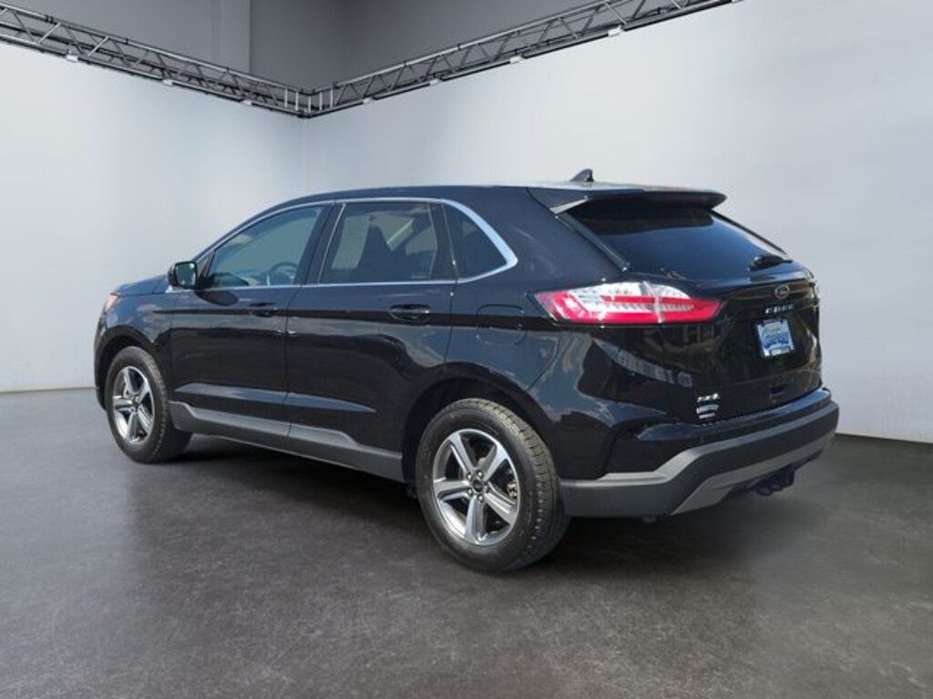 Used 2024 Ford Edge SUV
