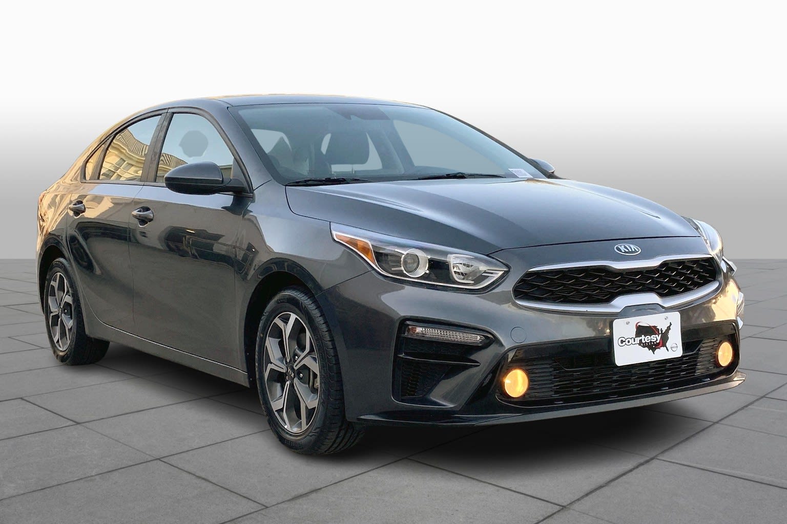 Used 2021 Kia Forte LXS with VIN 3KPF24AD0ME352537 for sale in Houston, TX