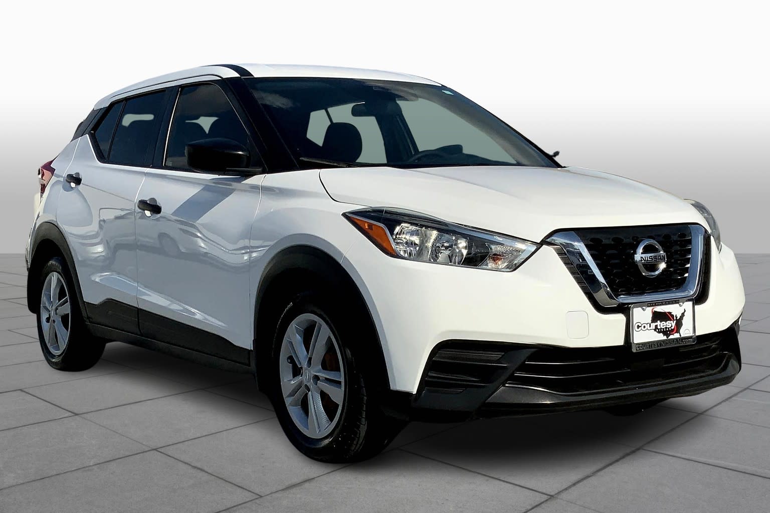 Used 2020 Nissan Kicks S with VIN 3N1CP5BV2LL515879 for sale in Houston, TX