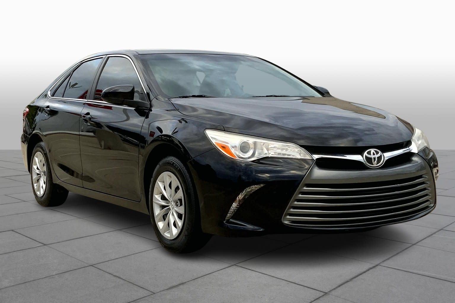 Used 2017 Toyota Camry LE with VIN 4T1BF1FK0HU798019 for sale in Houston, TX