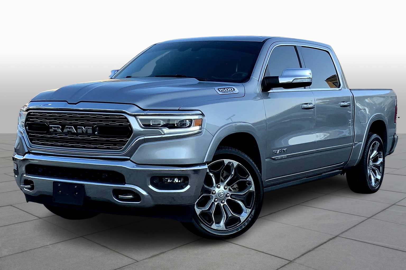 2019 RAM Ram 1500 Pickup Limited's photo