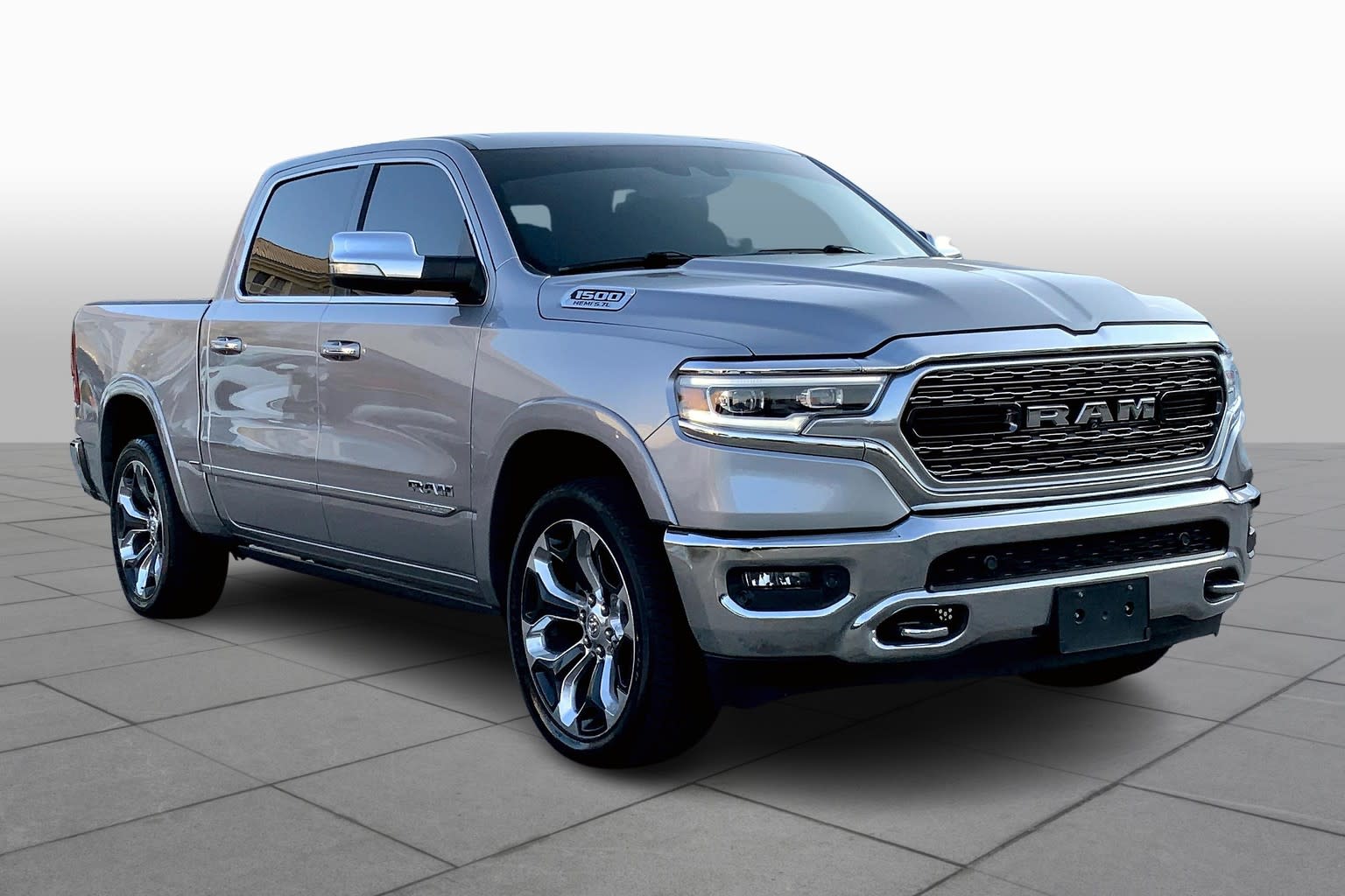 Used 2019 RAM Ram 1500 Pickup Limited with VIN 1C6RREHT0KN847879 for sale in Houston, TX