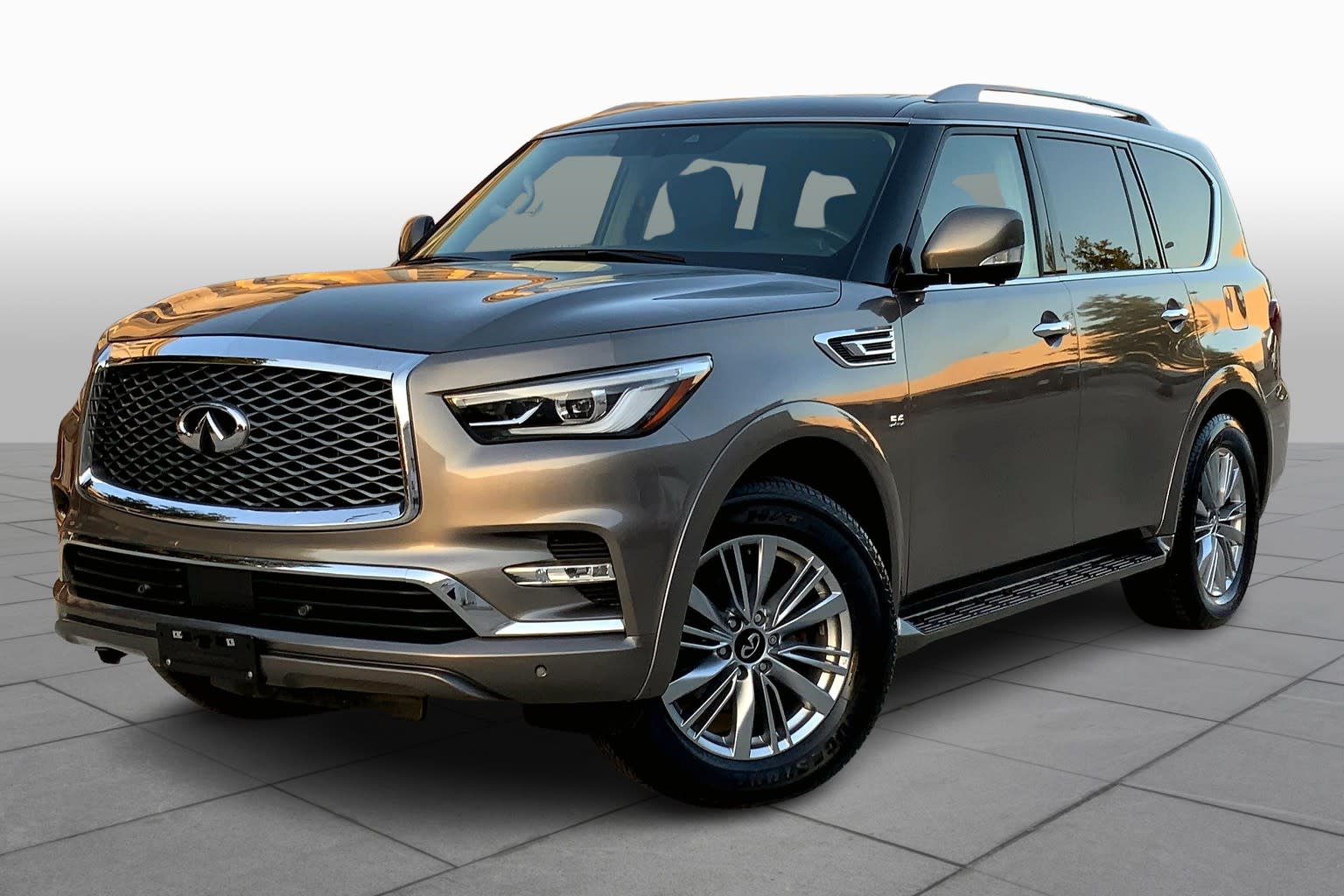 2019 INFINITI QX80 Limited's photo