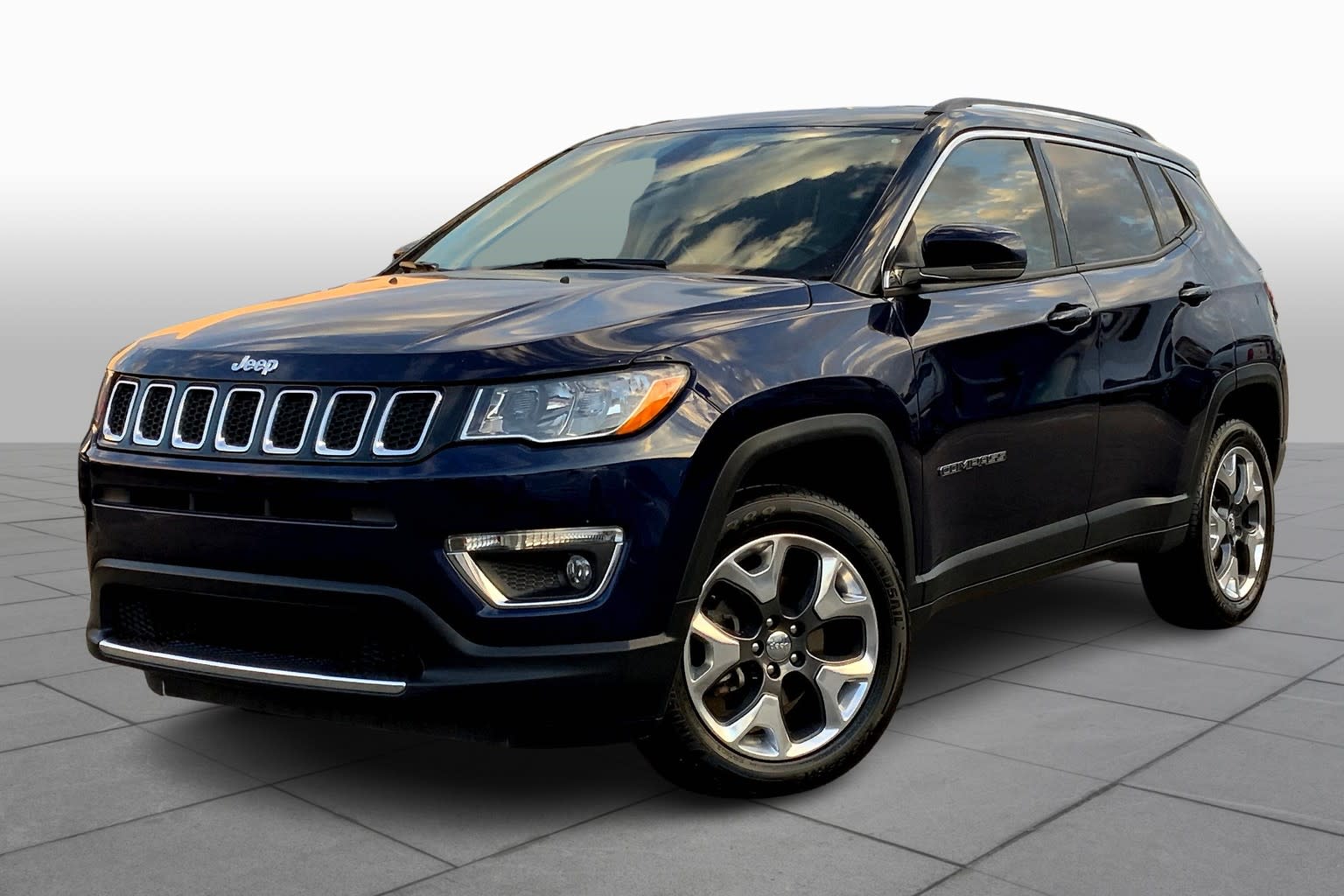 2018 Jeep Compass Limited's photo