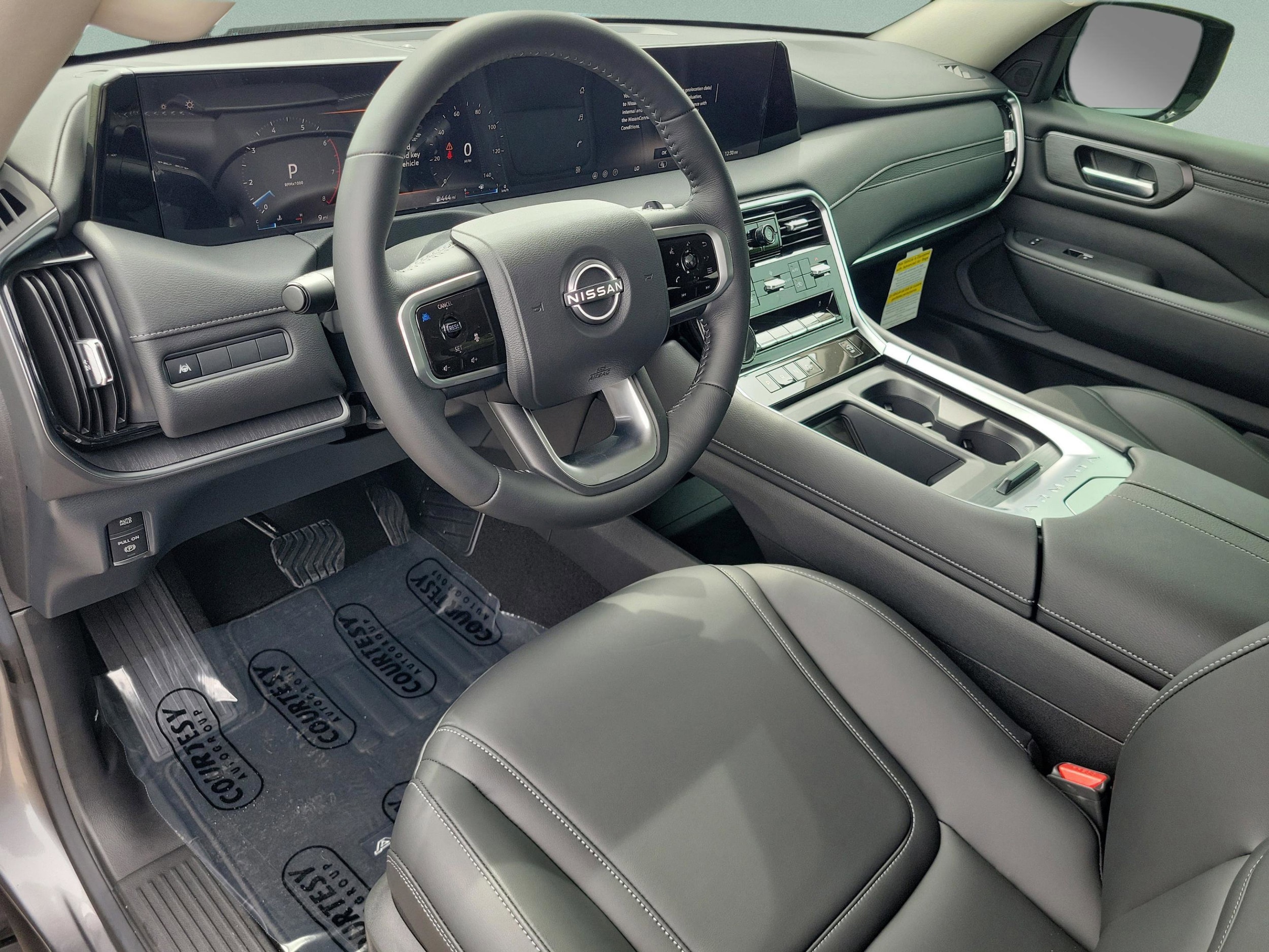 2026 Nissan Armada SV - Photo 17