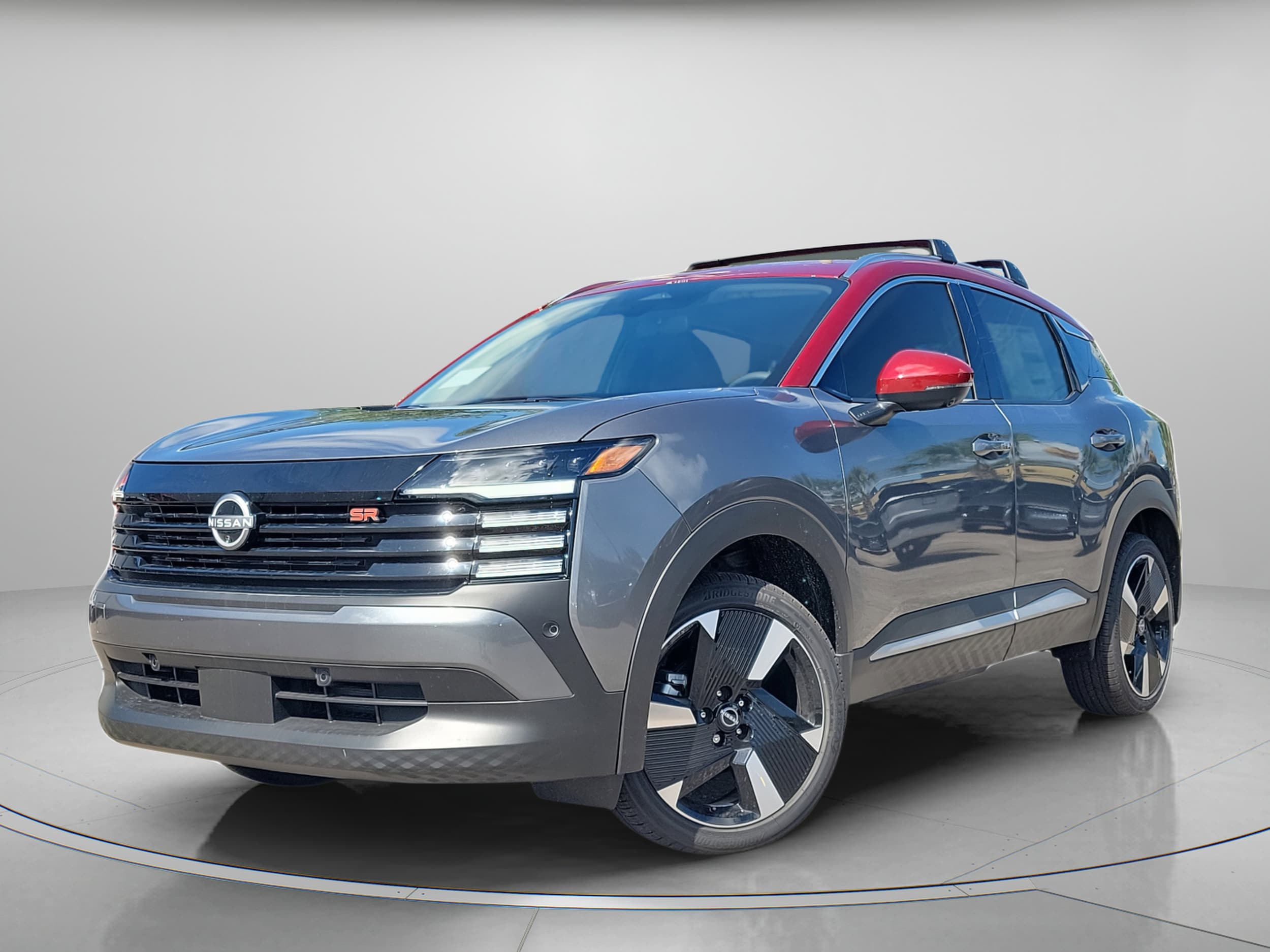 2025 Nissan Kicks SR - Photo 2