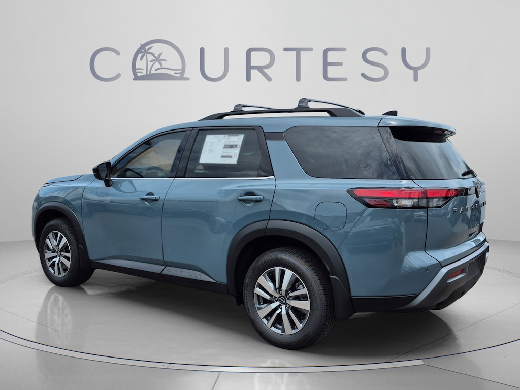 New 2026 Nissan Pathfinder SL SUV