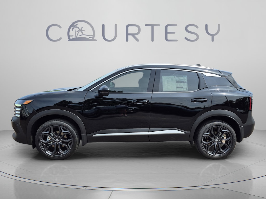 New 2026 Nissan Kicks SR SUV