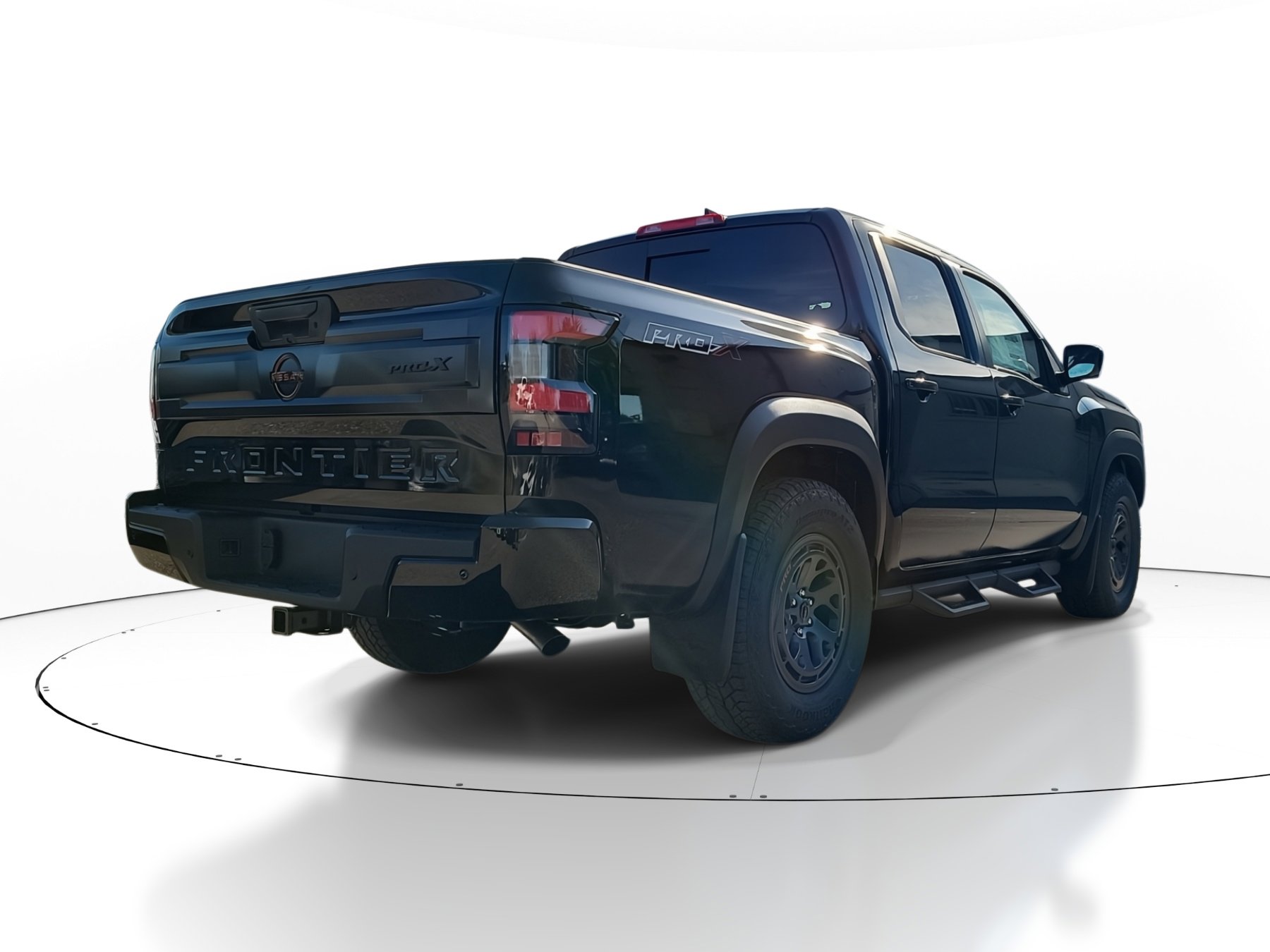 2025 Nissan Frontier PRO-X photo 3