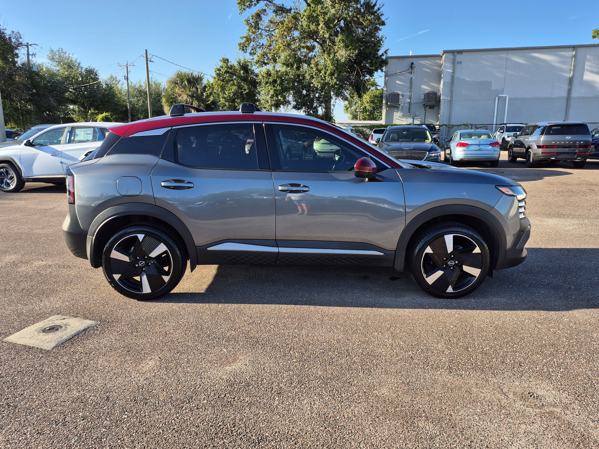 2025 Nissan Kicks SR - Photo 9