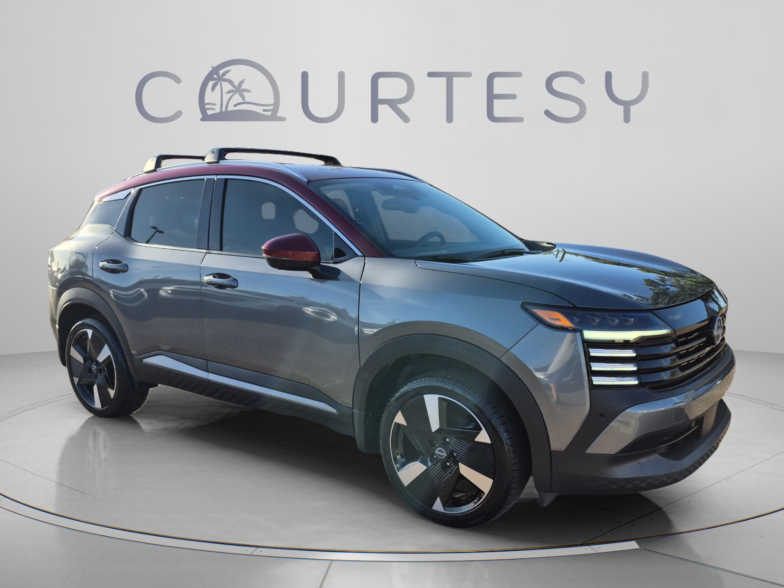 2025 Nissan Kicks SR - Photo 9