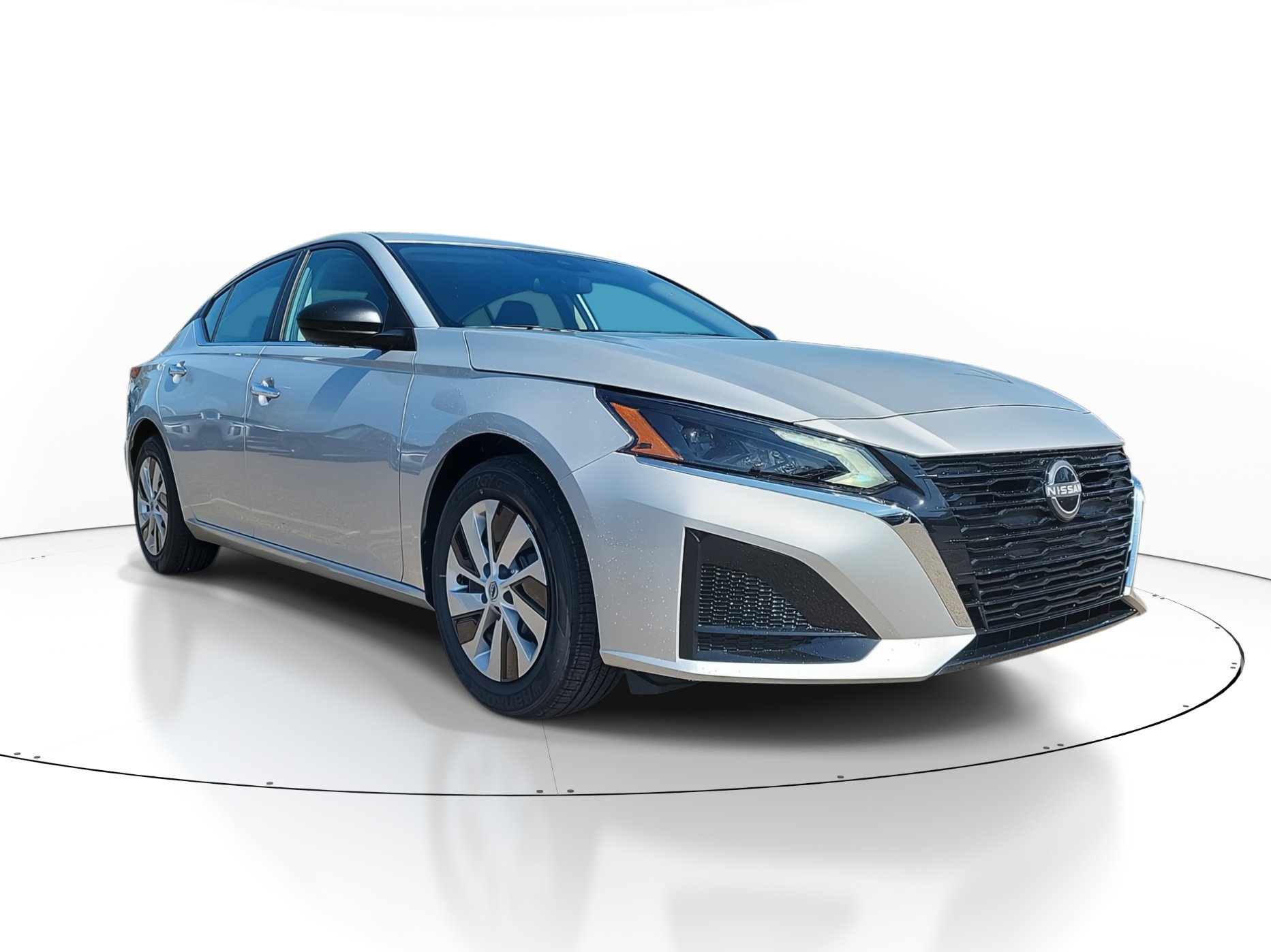 2025 Nissan Altima S photo 2