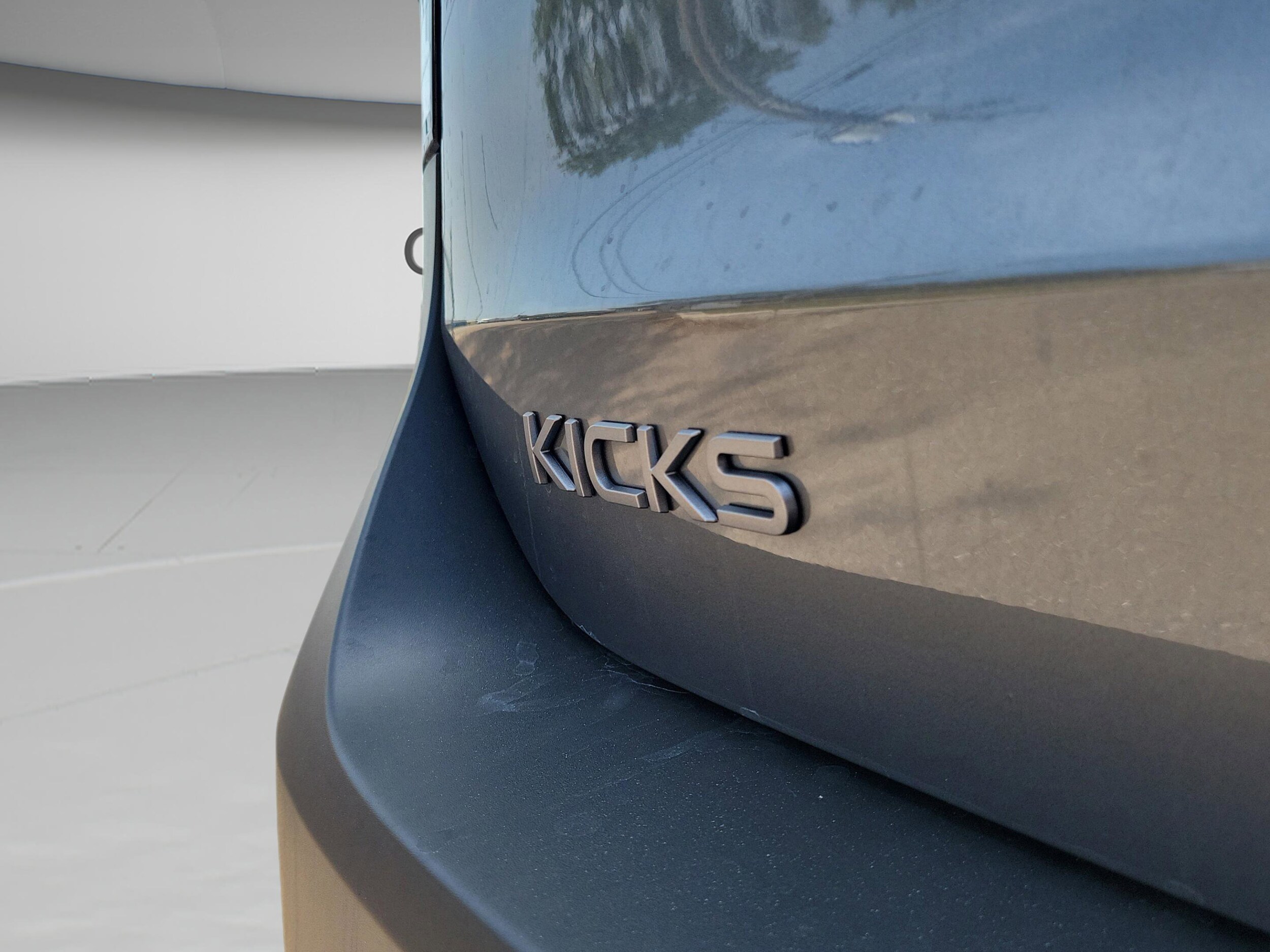 2025 Nissan Kicks SR - Photo 8