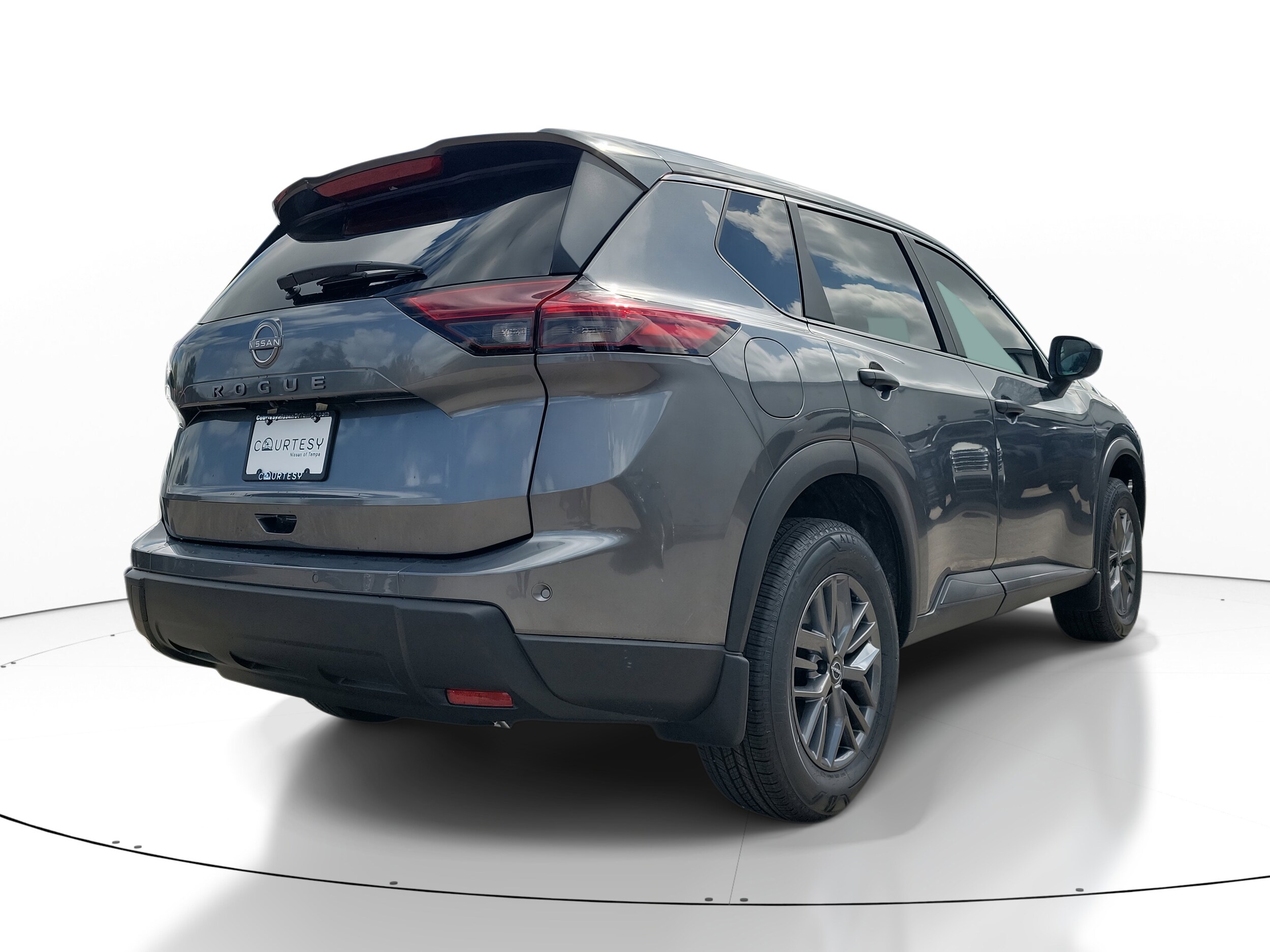 2025 Nissan Rogue S photo 3