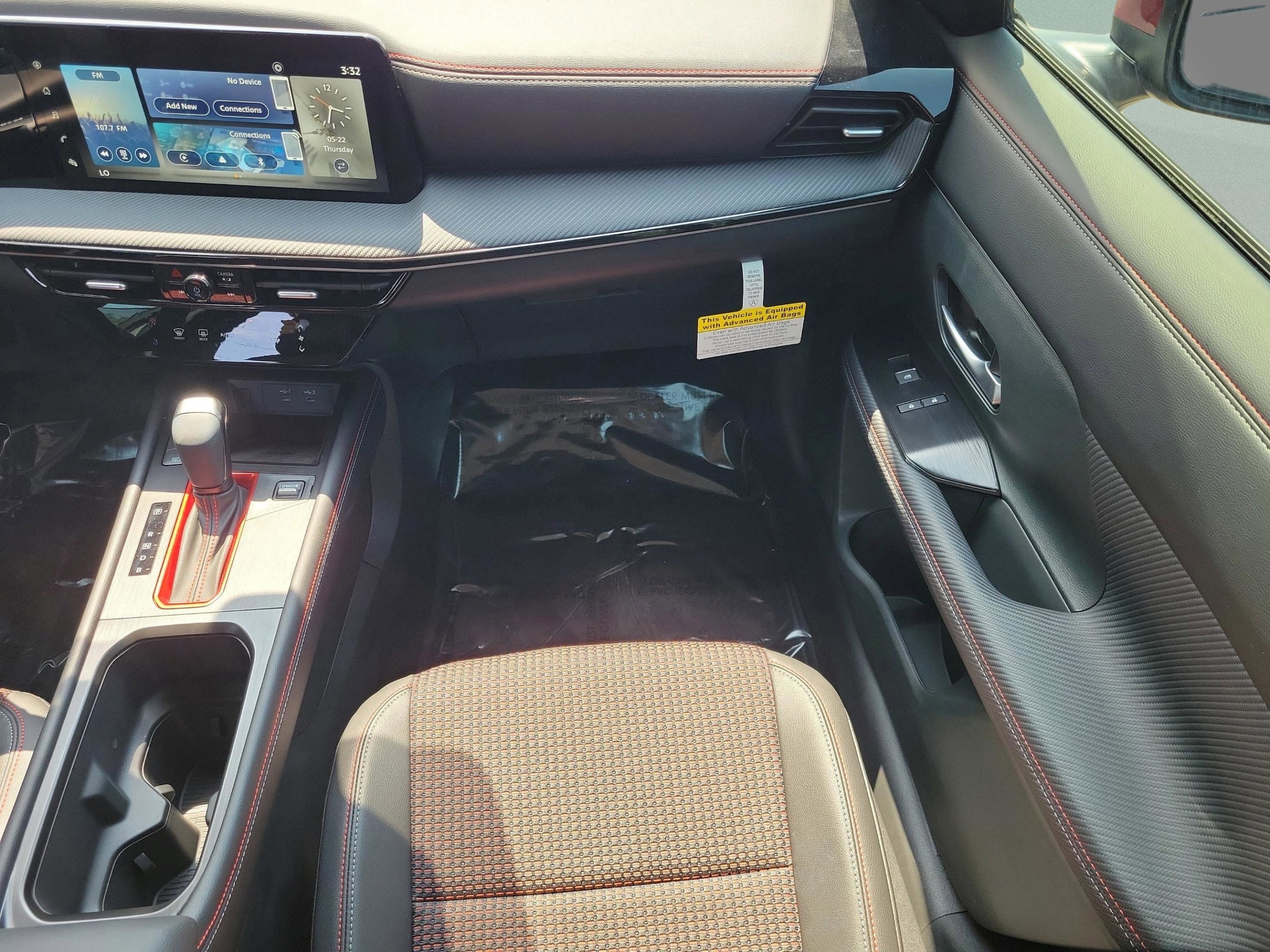 2025 Nissan Kicks SR - Photo 17