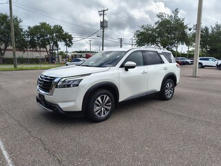 2022 Nissan Pathfinder SL SUV