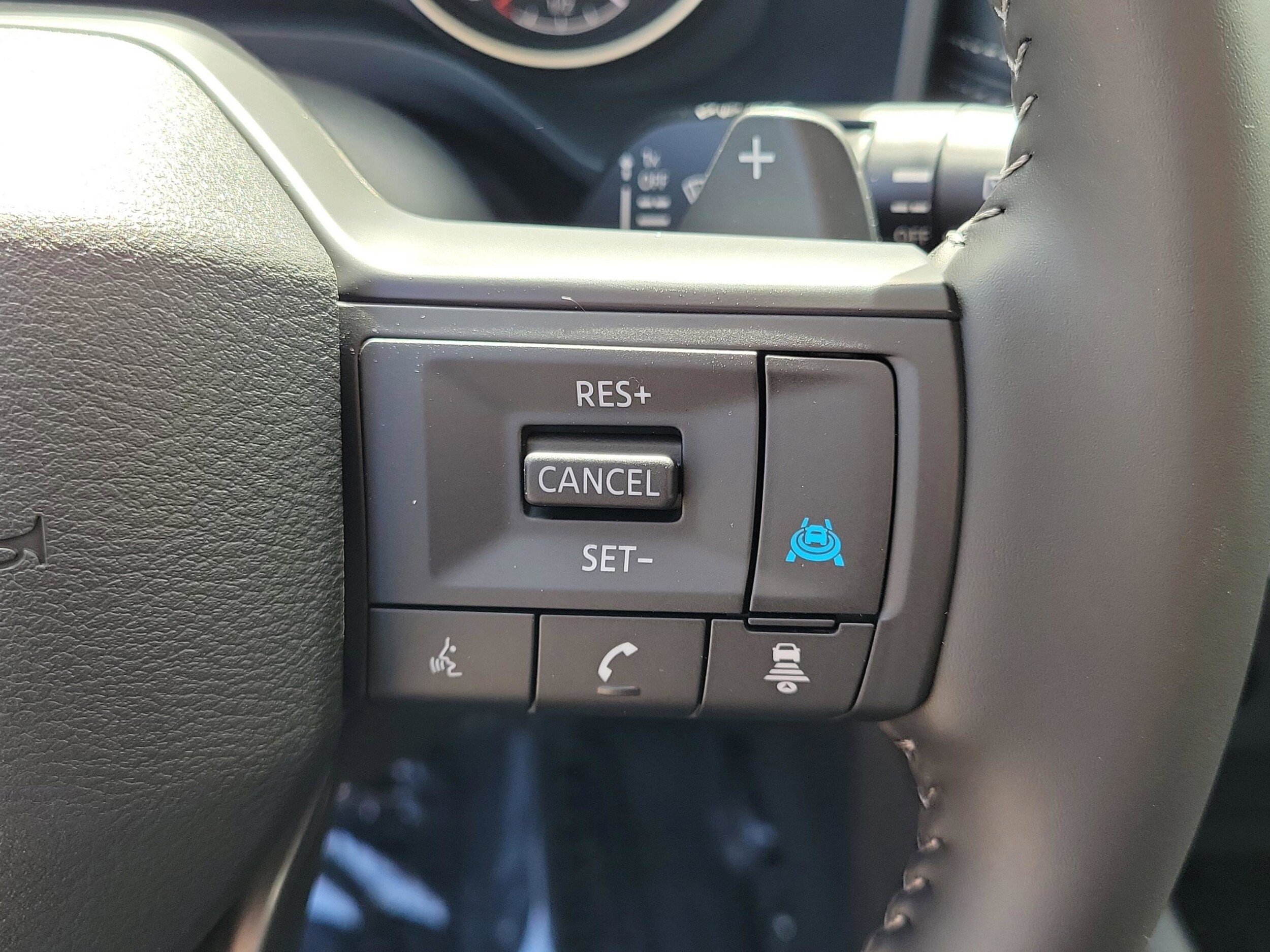 2026 Nissan Rogue SV - Photo 26