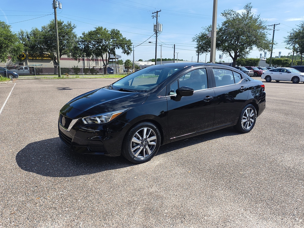 Used 2020 Nissan Versa 1.6 SV Sedan
