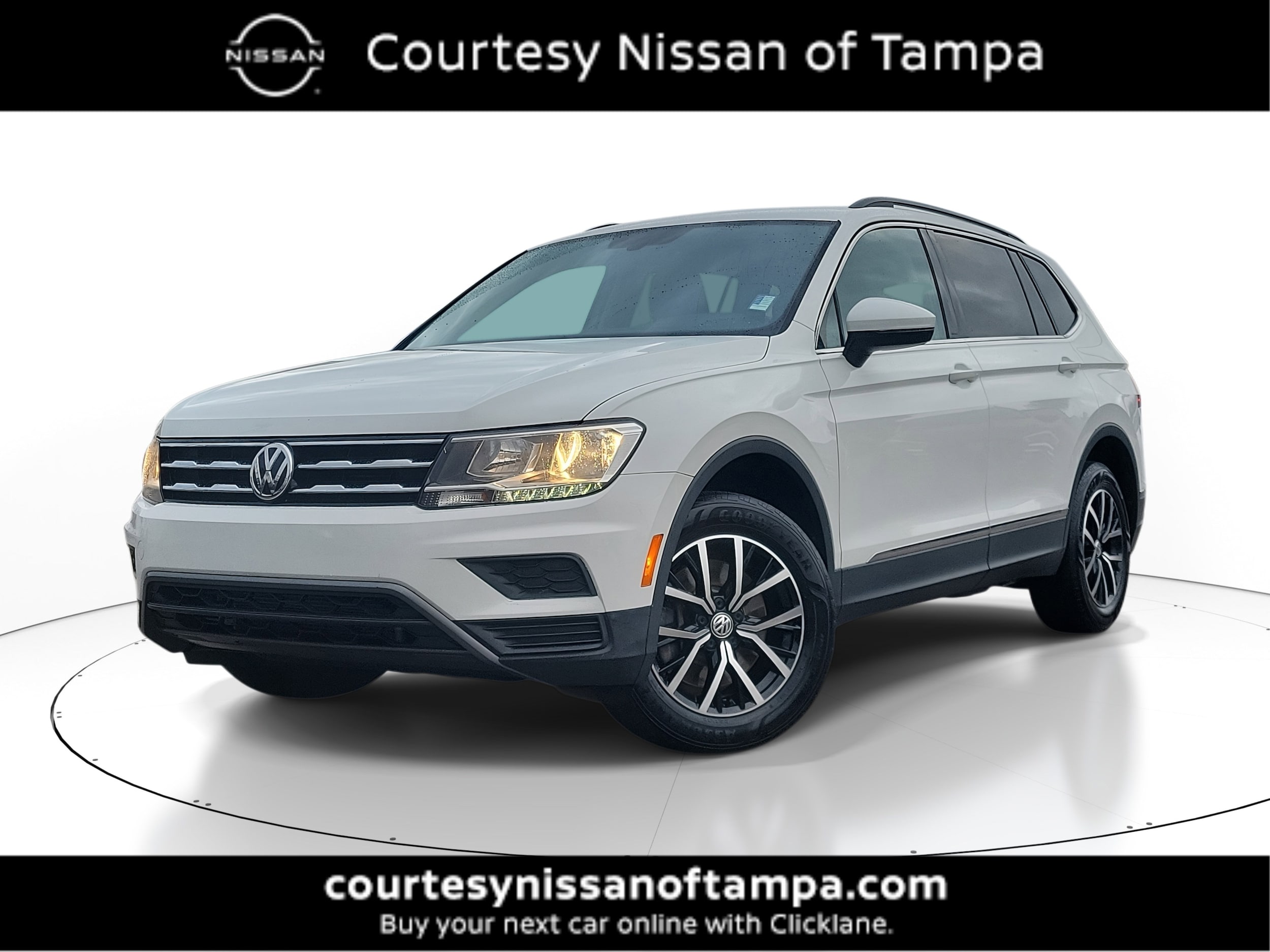 2021 Volkswagen Tiguan SE's photo
