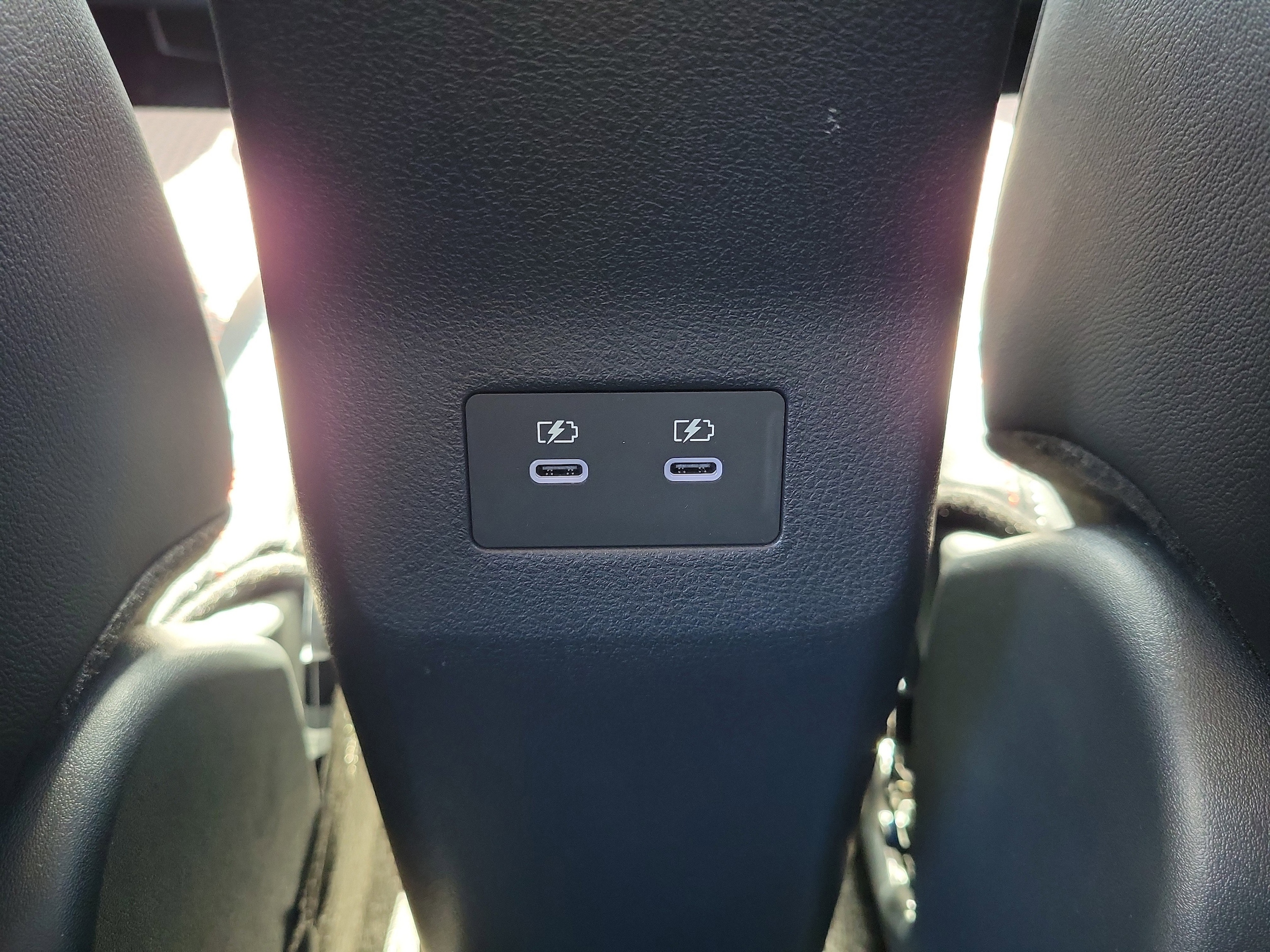 2025 Nissan Kicks SR - Photo 14