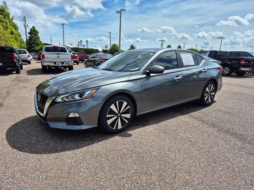 Certified 2022 Nissan Altima 2.5 SV Sedan