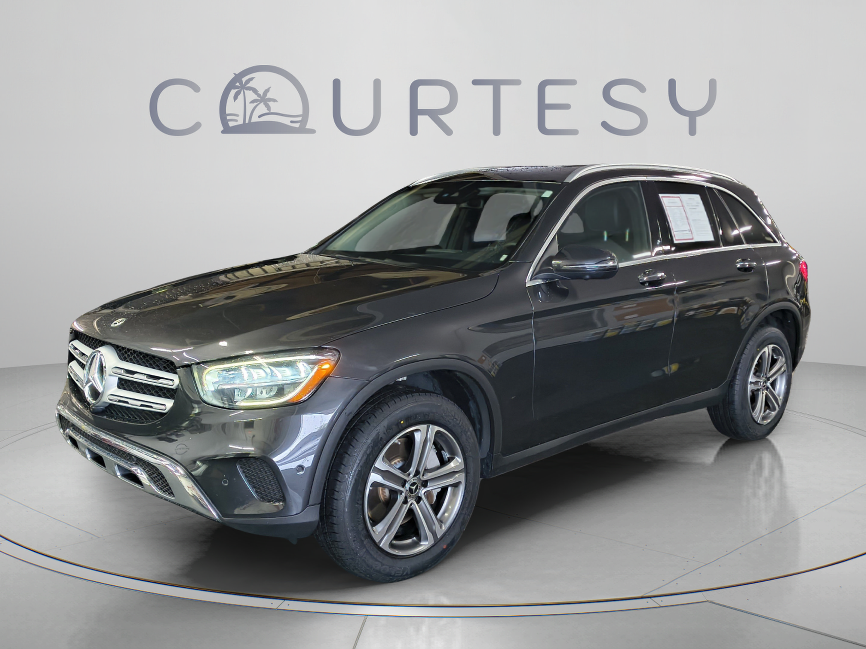 2022 Mercedes-Benz GLC 300
