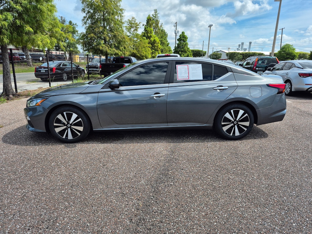 Certified 2022 Nissan Altima 2.5 SV Sedan