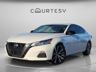 2022 Nissan Altima 2.5 SR Sedan