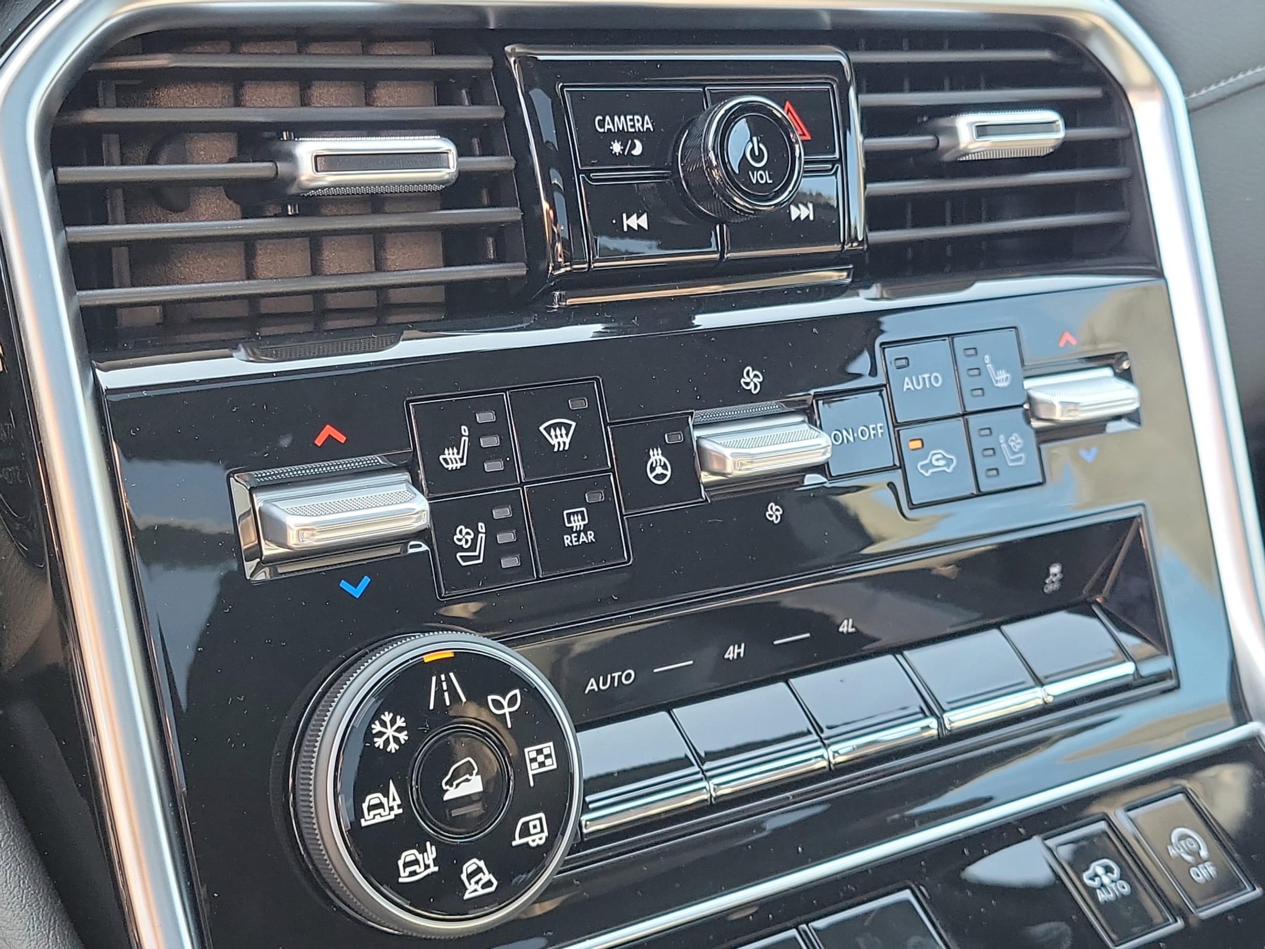 2026 Nissan Armada Platinum Reserve - Photo 28