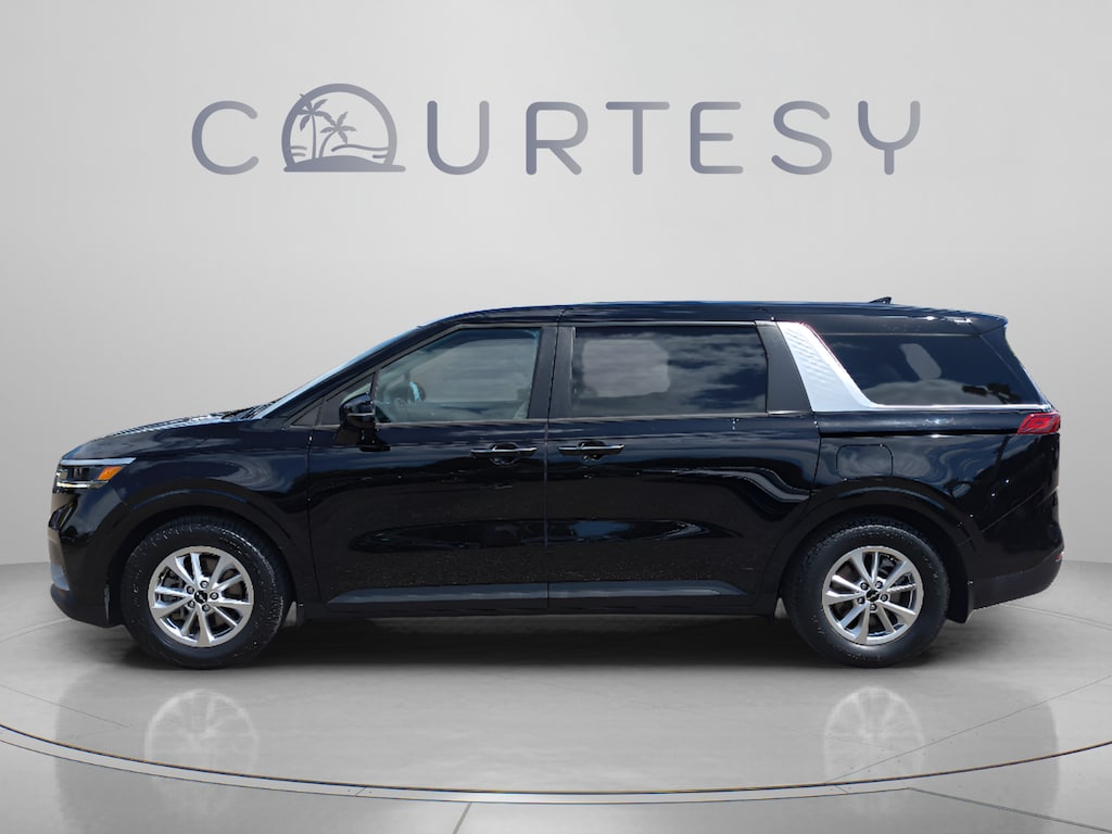 Used 2023 Kia Carnival LX Seat Package MPV