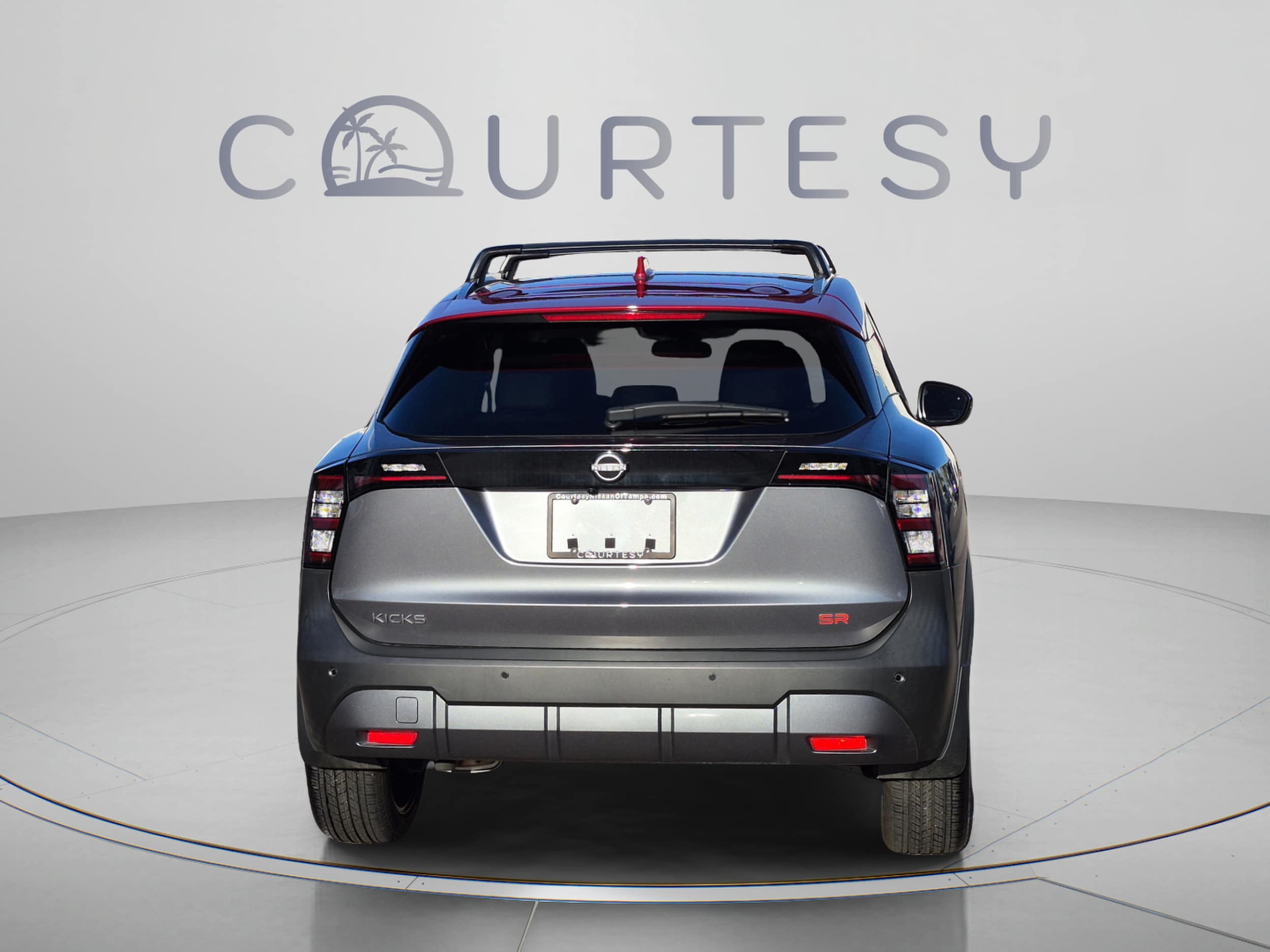 2025 Nissan Kicks SR - Photo 6