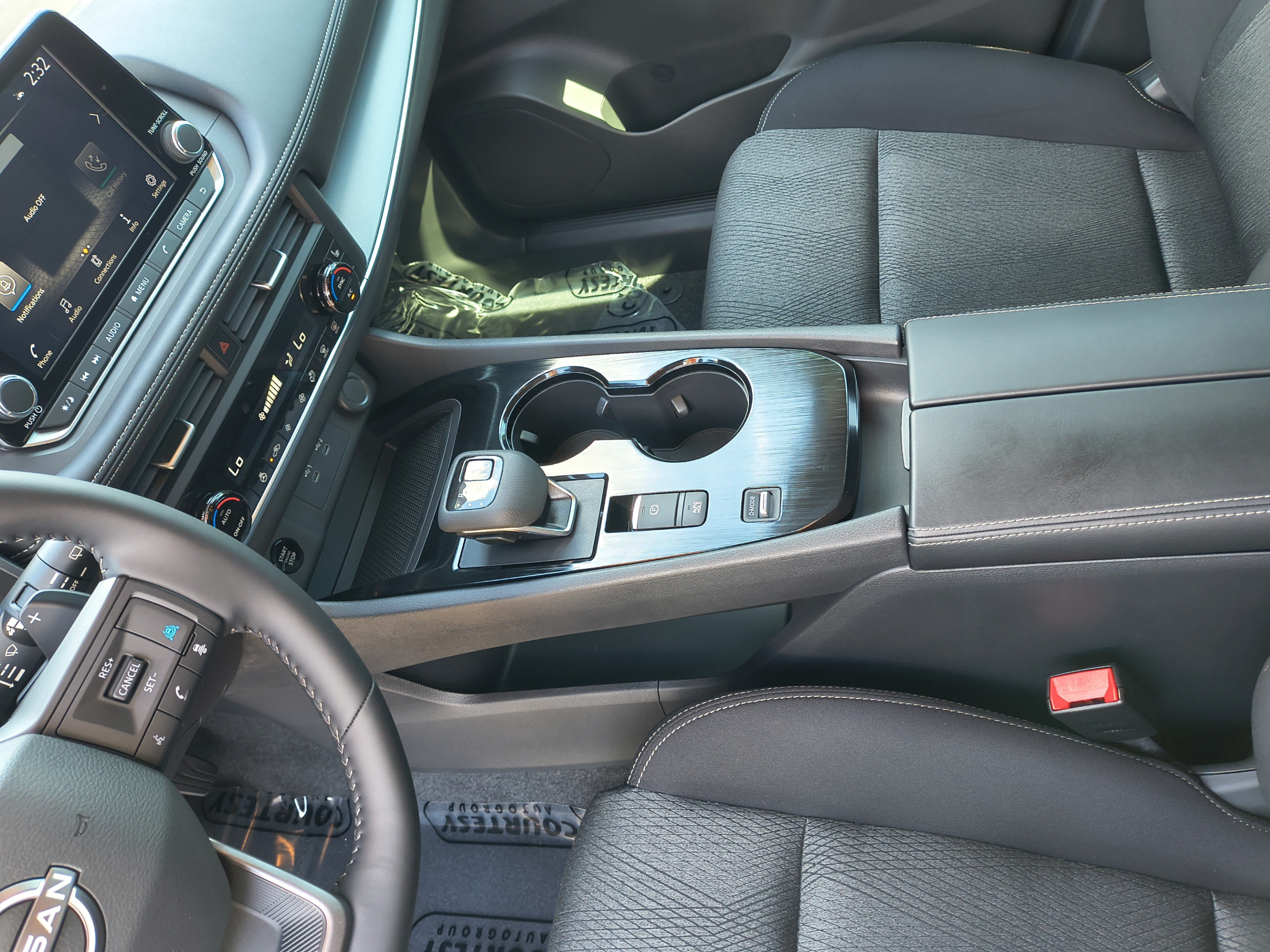 2026 Nissan Rogue SV - Photo 24