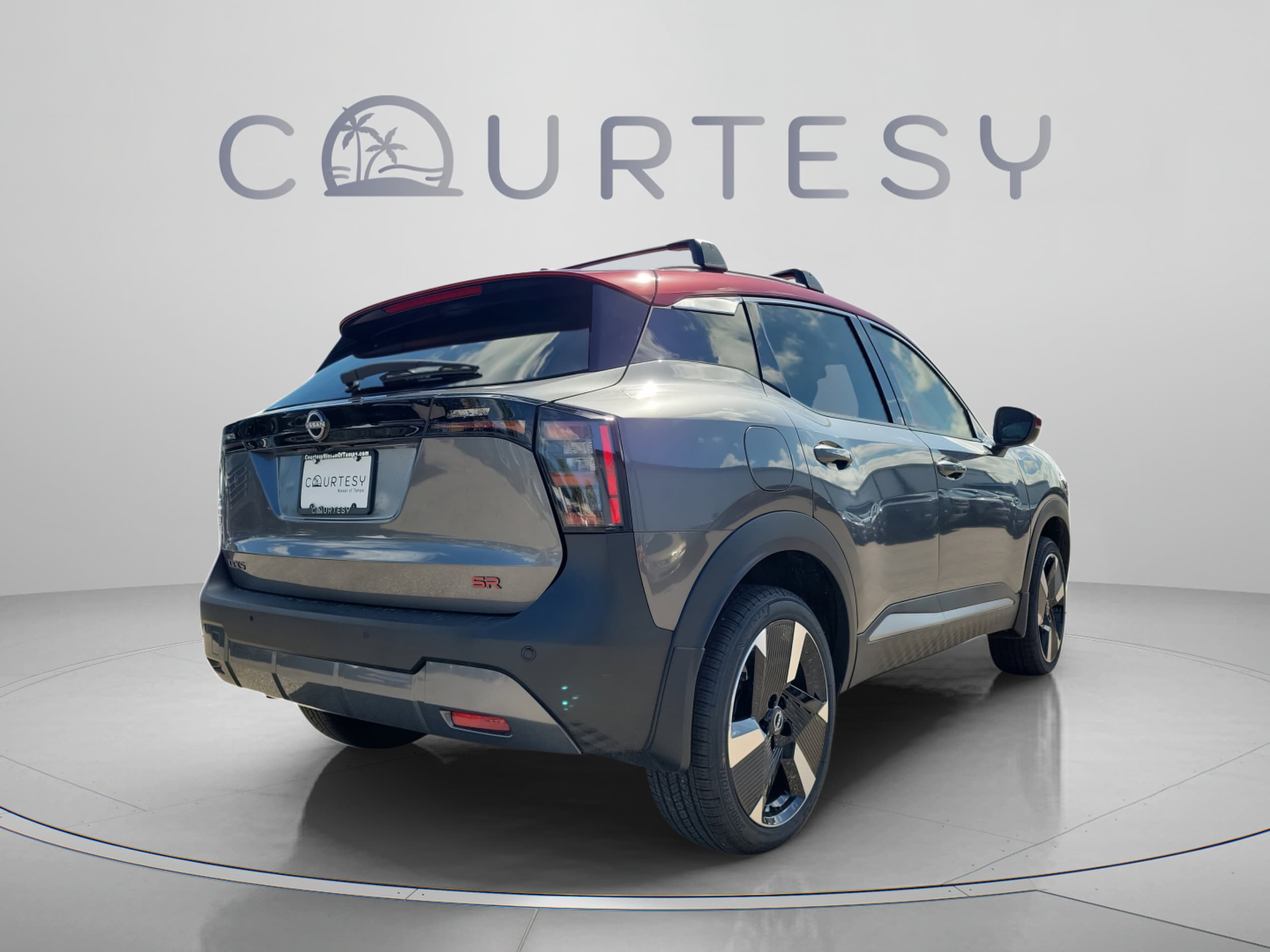 2025 Nissan Kicks SR - Photo 6